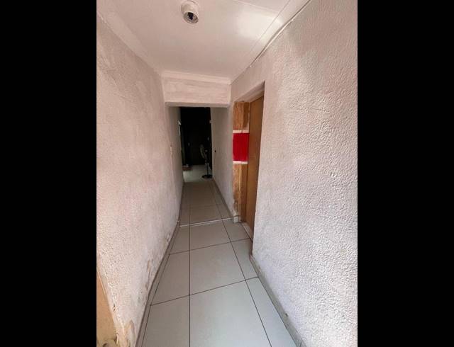 3 BEDROOM HOUSE FOR SALE IN KENSINGTON